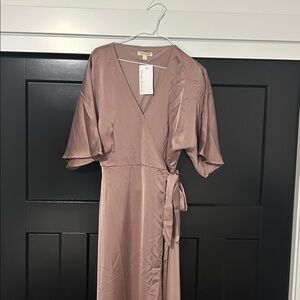 Shop Stevie Dusty Pink V-Neck maxi wrap Dress